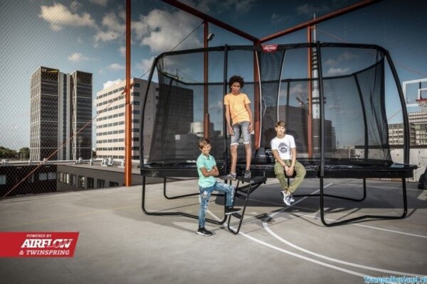 Moderne Trampoline - auch für Teenager - kaufen auf trampolin-profi.de