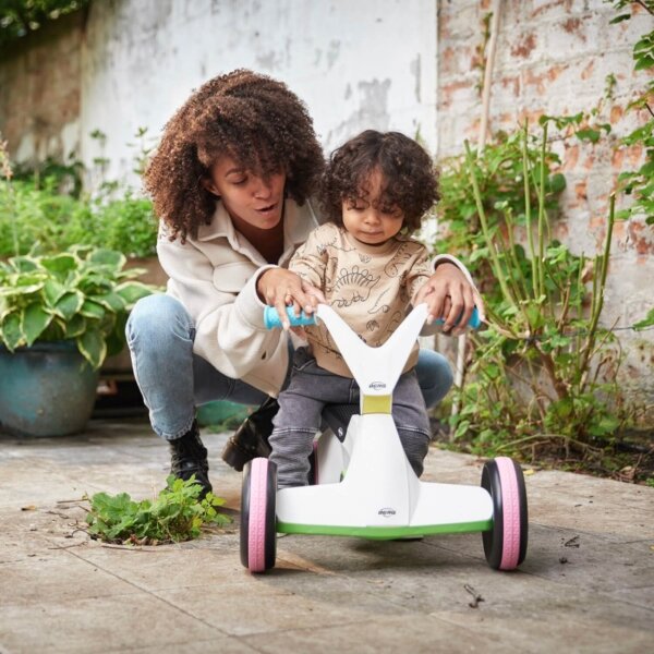 Test zum Babyfahrzeug GO TWIRL - Trainieren wie das Babyfahrzeug fährt - gokart-profi.de